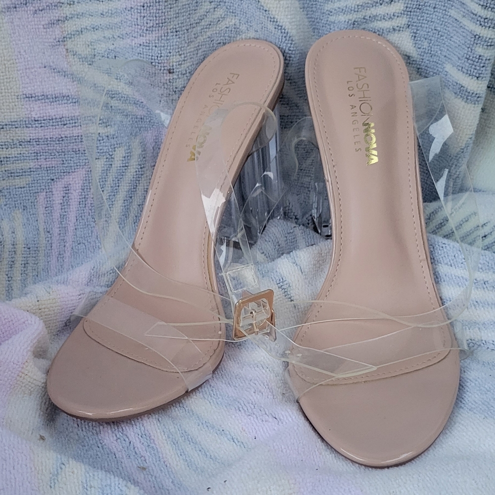 Fashion Nova Heeled Sandal